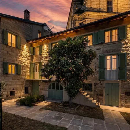 La Casa Della Maestra Carolina Ottiglio